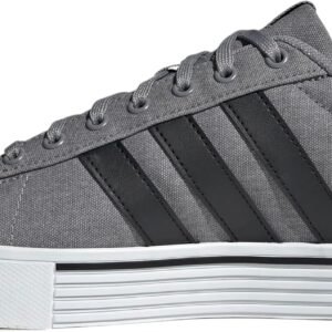 adidas Men’s Daily 4.0 Shoe