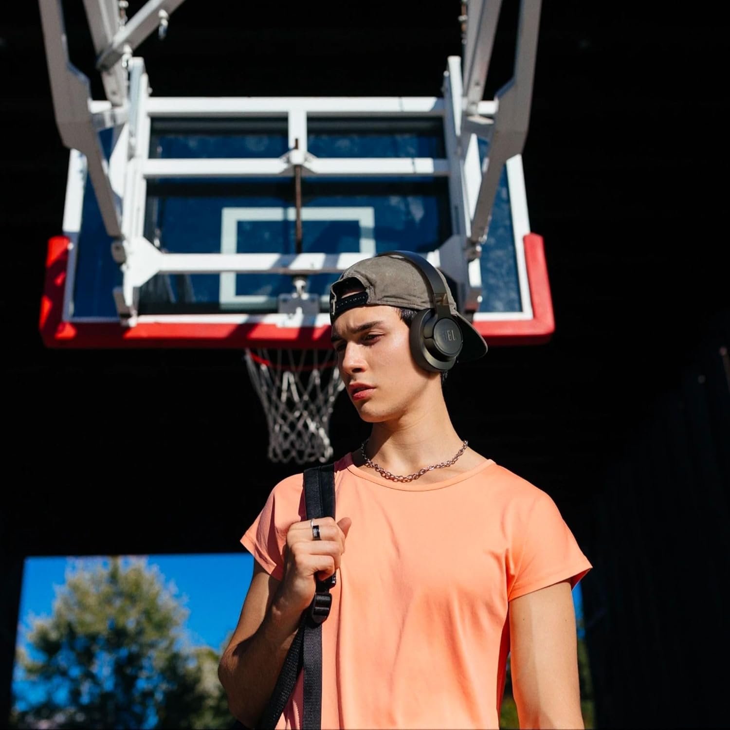 JBL Tune 720BT - Wireless Over-Ear Headphones with JBL Pure Bass Sound, Bluetooth 5.3, Up to 76H Battery Life and Speed Charge, Lightweight, Comfortable and Foldable Design (Black) - Image 2